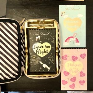 Too faced eye shadows pack set